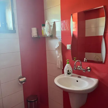 Hotel за гости в село любовище Melnik (Blagoevgrad)
