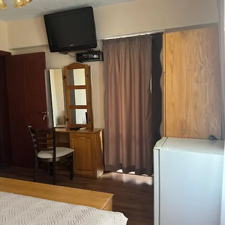 Hotel за гости в село любовище Melnik (Blagoevgrad)